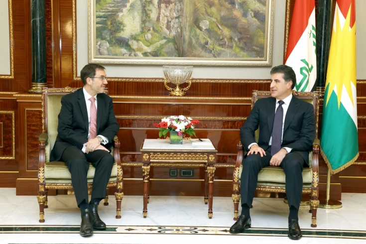 President Nechirvan Barzani meets with UK Ambassador