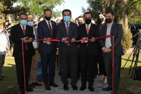 بەئامادەبوونى وەزیرى تەندروستى و  پارێزگار و کۆنسڵى گشتیى ئەمریکا، چەند بەشێکى گرنگ لە نەخۆشخانەى ڕزگارى شارى هەولێر کرایەوە