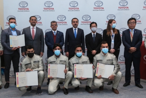 بە ئامادەبوونى پارێزگارى هەولێر و کونسڵی ژاپۆن، کۆمپانیاى تویوتا کۆتایی بە خولێکی فێرکاری ئۆتۆمبێل هێنا