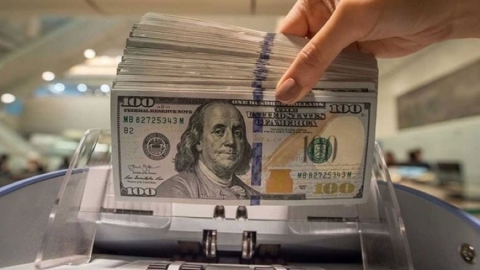 Erbil and Sulaymaniyah airports sell dollars at the rate of the Central Bank of Iraq