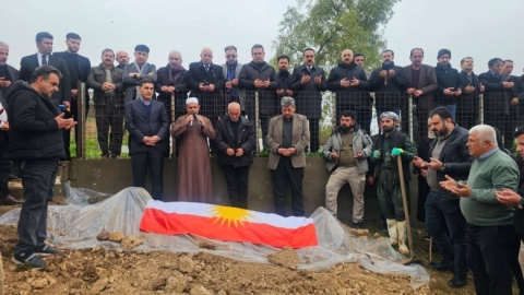 لە هەولێر... تەرمی هونەرمەندی سینەماکاری دیاری کوردستان ( مەهدی ئومێد ) بەخاکسپێردرا