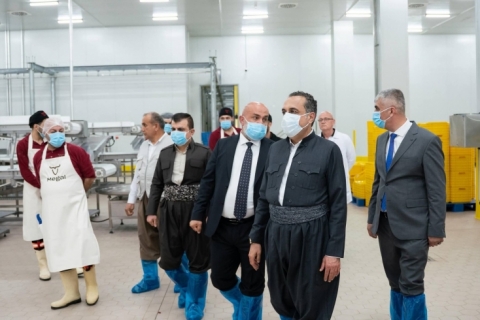 پارێزگاری هەولێر و سەرۆکی دەزگای خێرخوازی بارزانی سەربڕخانەی مۆدێرنی مگەلیان بەسەردەکەنەوە