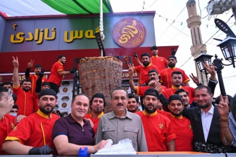 لە هەولێر ڕیکۆردی گەورەترین شیشی گەس لە جیهان تۆمار کرا 