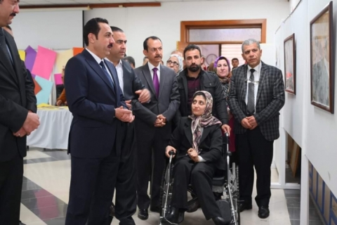 پیشانگایەکی شێوەکارى لە ژێرناونیشانى تابلۆکانم بۆ باوکم کرایەوە