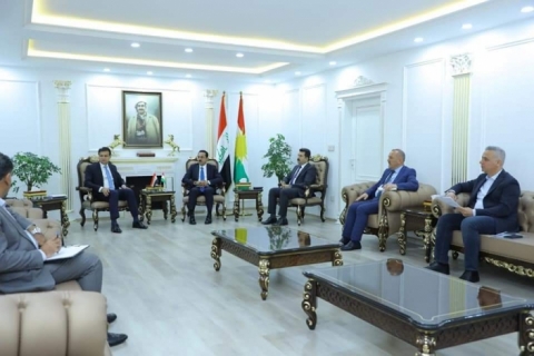سەبارەت بە هەناردەکردنى بەرهەمى خۆماڵى کارگەکان و ساغکردنەوەیان لە بازاڕى وڵاتان، کۆبوونەوەیەکى تایبەت ئەنجامدرا