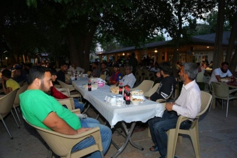 پارێزگاری هەولێر، بەربانگی لەگەڵ کاسبکار و دەستگێڕ و عارەبانچیەکانی نێو بازاڕ کردەوە