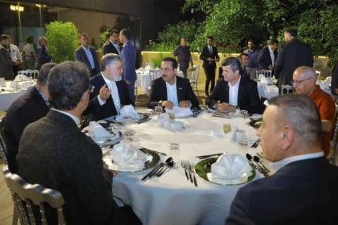 پارێزگارانی 