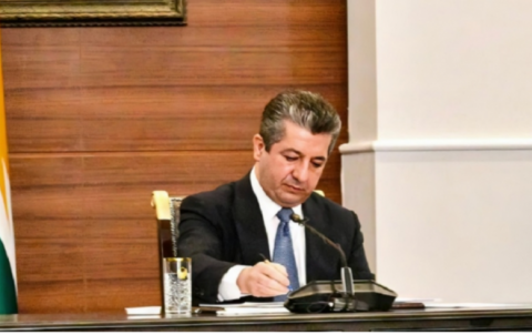 لە ڕۆژی جیهانیی زمانی دایکدا : سەرۆکی حکومەت دوو بڕیار لە بارەی گرنگیدان بە زمانی کوردی دەردەکات
