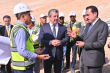 رئيس حكومة إقليم كوردستان يتفقد مشروع الطريق المزدوج أربيل - كويه