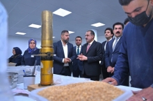 پارێزگاری هەولێر پرۆسەی وەرگرتنی گەنمی جوتیاران بەسەردەکاتەوە و جەخت لە پاراستنی مافەکانیان دەکاتەوە