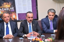 Van... Erbil Governor Visits DEM Party Headquarters